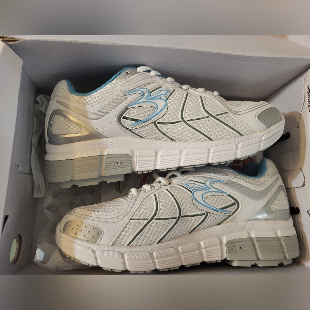 NIB Womens Gdefy Superwalk White and Blue Orthapedic Athletic Sneakers sz 7 # 75